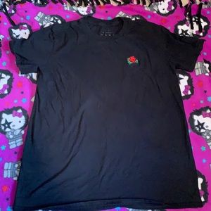 Rebels & Nomads size M rose tee